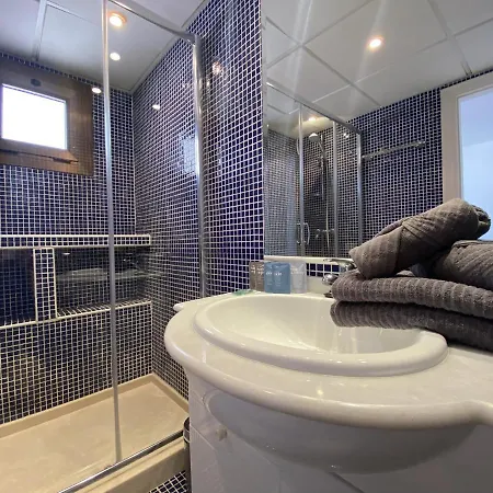 & Puerto Banus Penthouse * Marbella