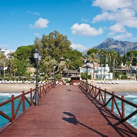 & Puerto Banus Penthouse Apartment *